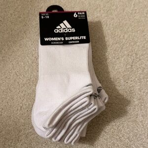 Adidas Women's Superlite White Athletic Socks （6 pairs)